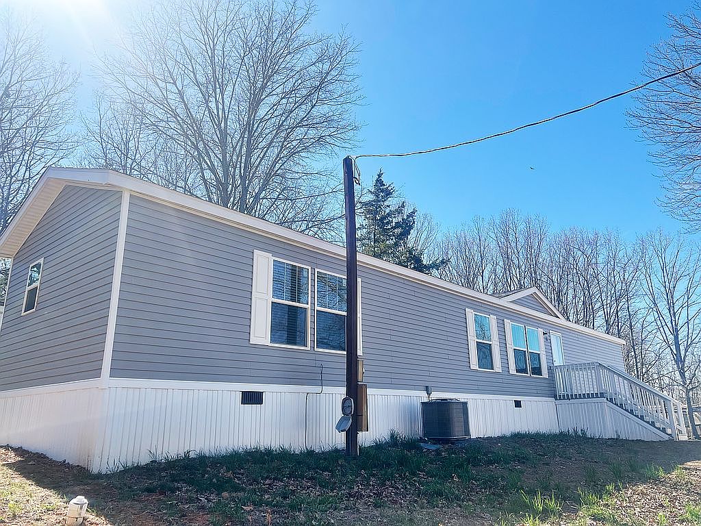76 Dell Ln, Rustburg, VA 24588 — photo 1