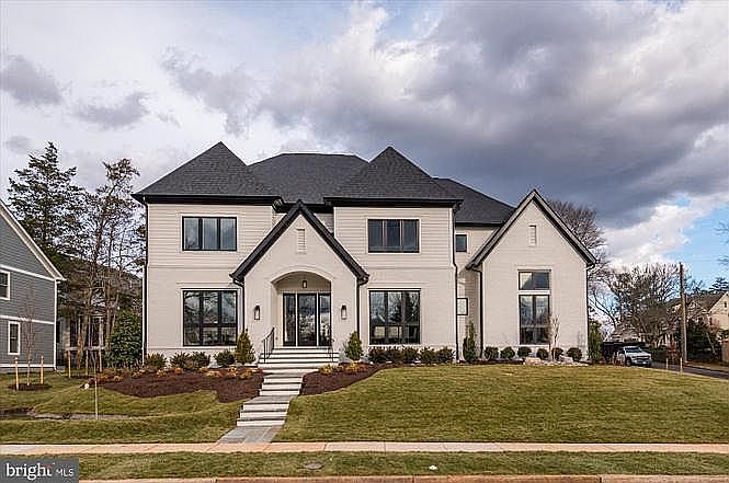 6928 Whitehall Pl, Mclean, VA 22101 — photo 1