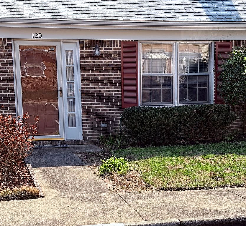 120 Briarwood Pl, Yorktown, VA 23692 — photo 2