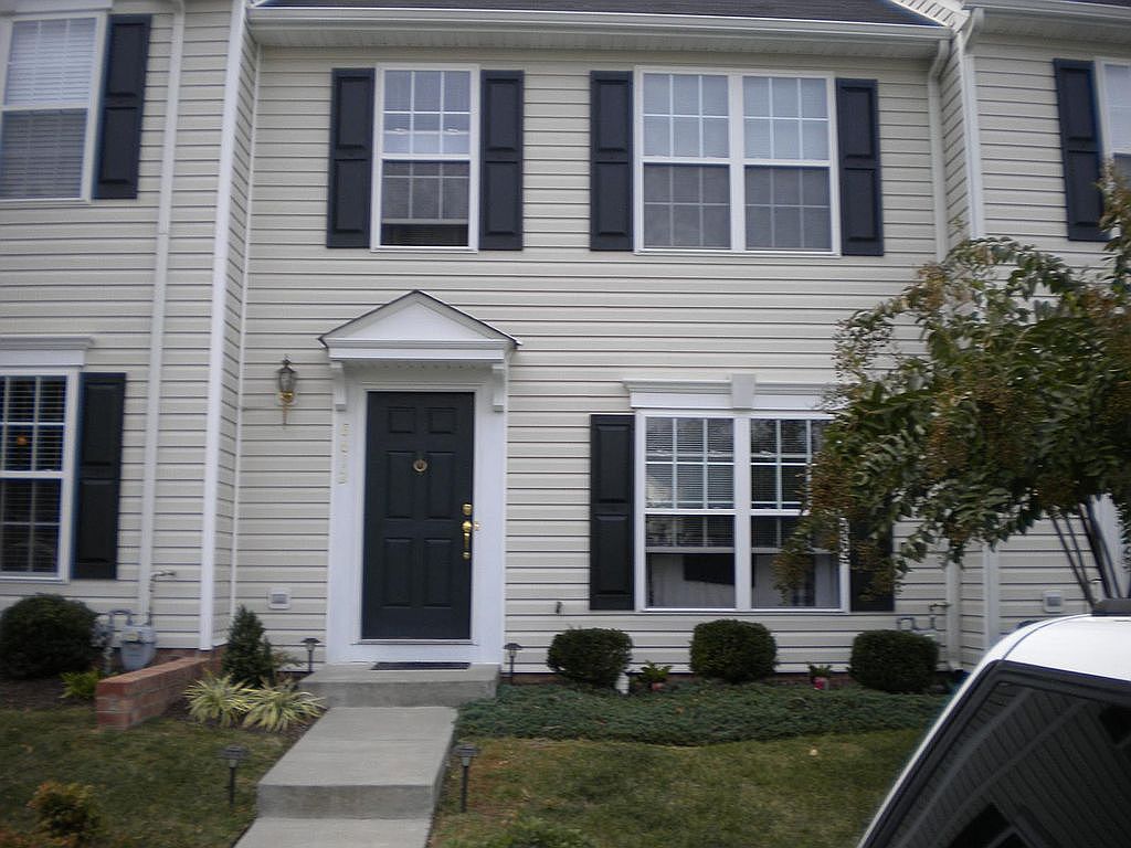 8612 Springwater Dr, Henrico, VA 23228 — photo 2