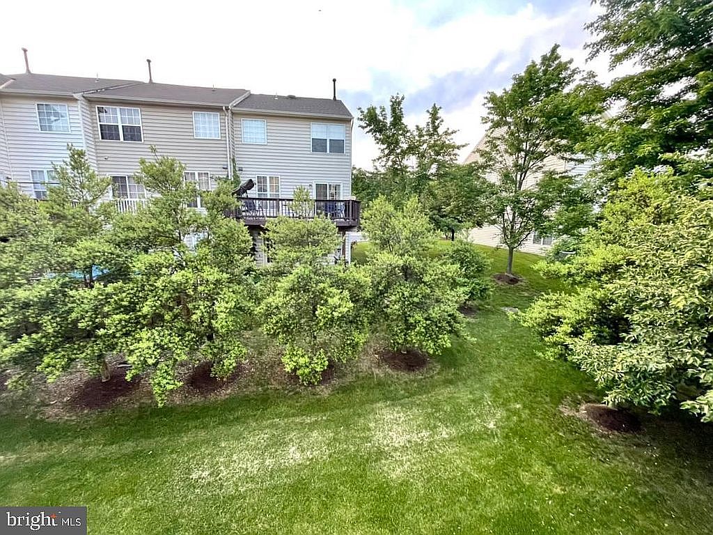 2550 James Maury Dr, Herndon, VA 20171 — photo 1