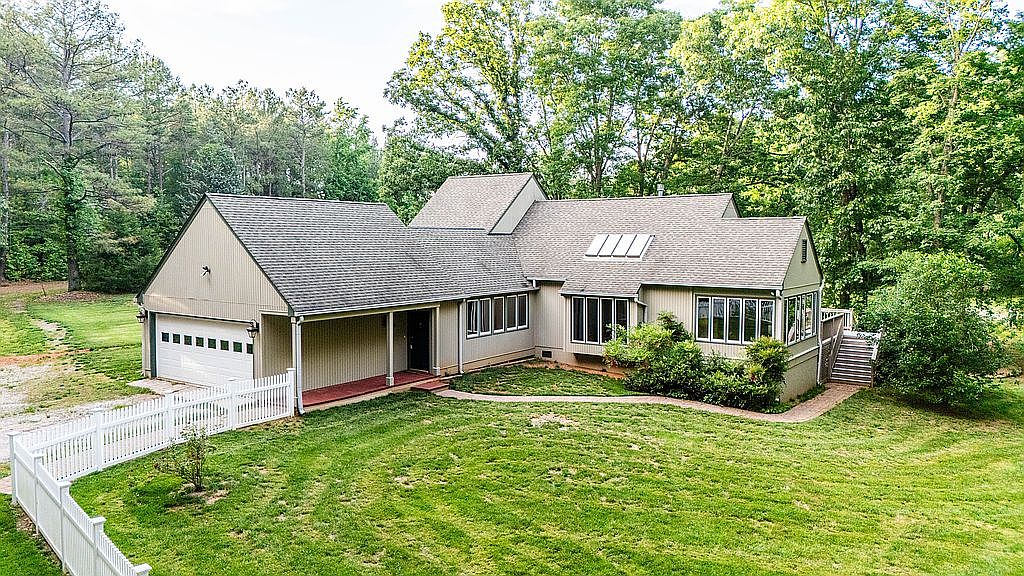 1396 Gray Fox Rd, Manakin Sabot, VA 23103 — photo 2