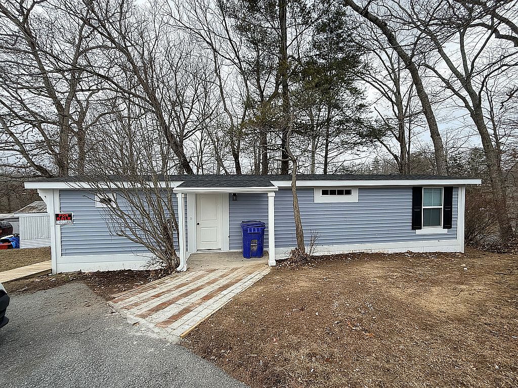 205 Maddy Dr, Blacksburg, VA 24060 — photo 3