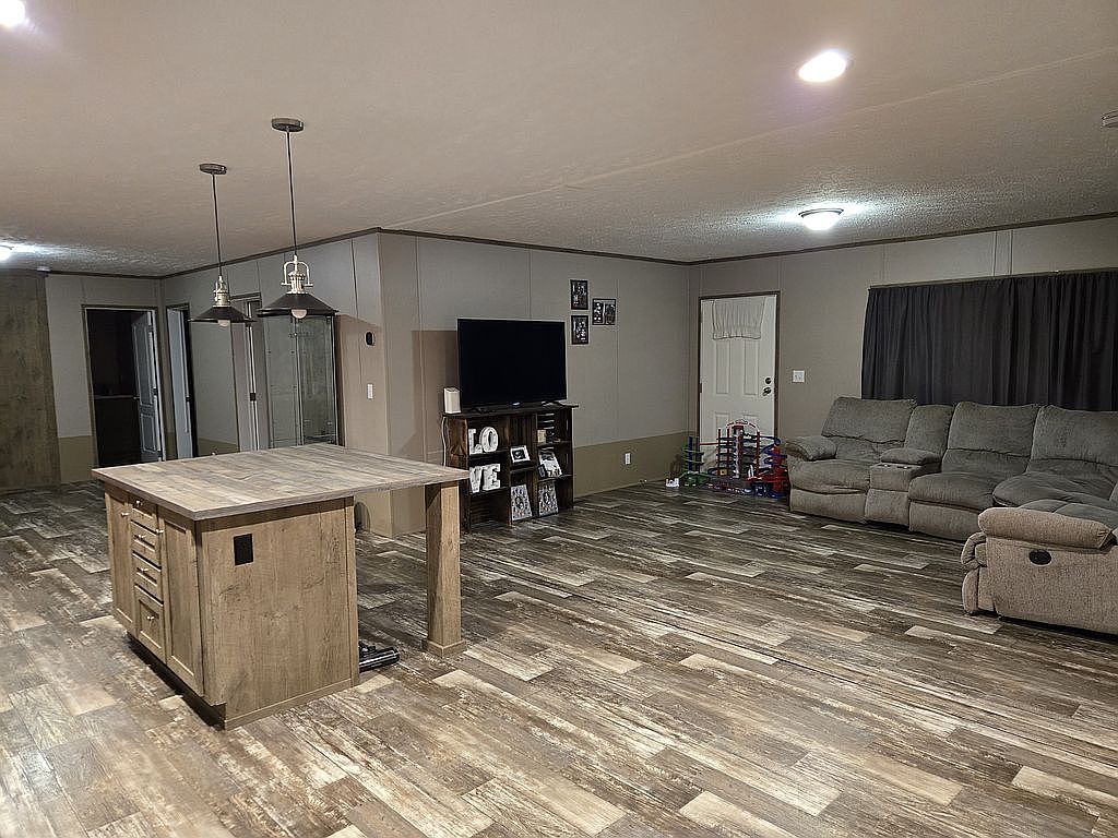15 Park Ln, Crimora, VA 24431 — photo 1
