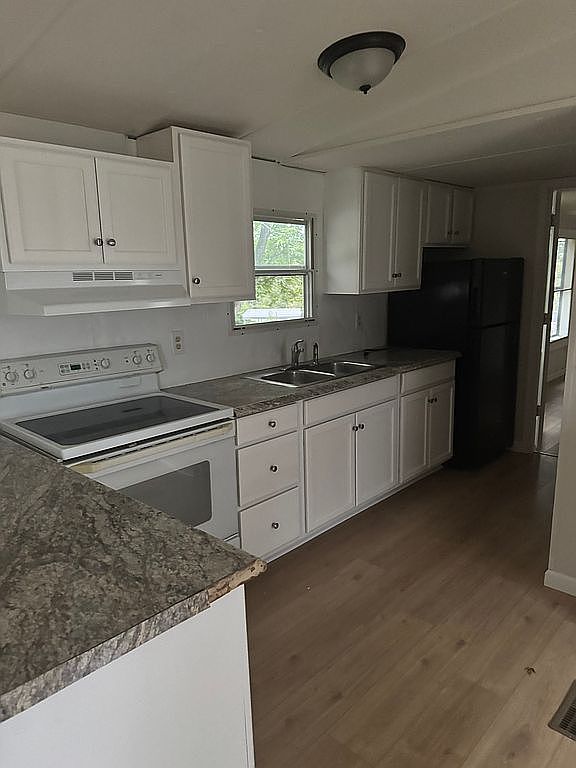 47 September Cir, Waynesboro, VA 22980 — photo 1
