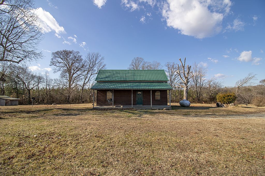 3039 T N Snow Rd, Nathalie, VA 24577 — photo 2