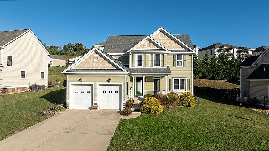 331 Windsor Dr, Fishersville, VA 22939 — photo 2