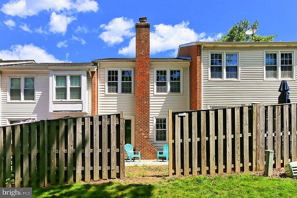 12099 Winona Dr, Woodbridge, VA 22192 — photo 1