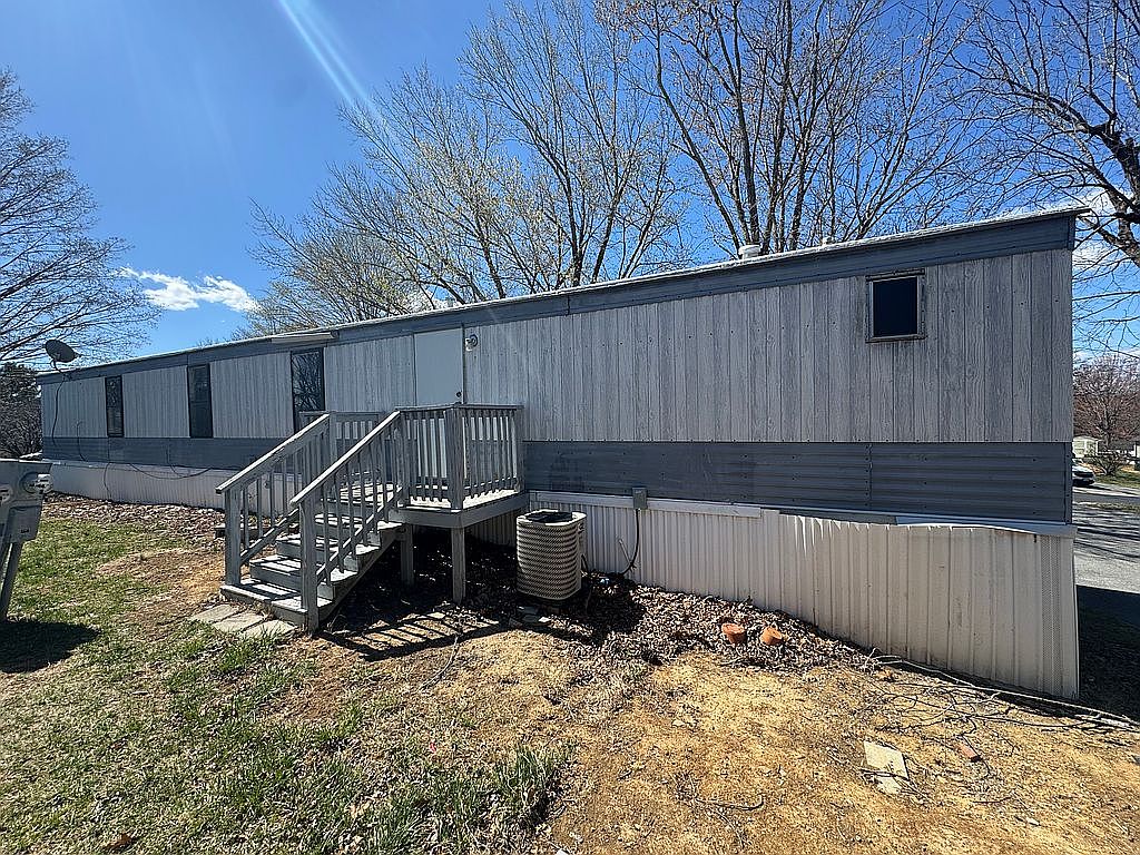 47 September Cir, Waynesboro, VA 22980 — photo 4