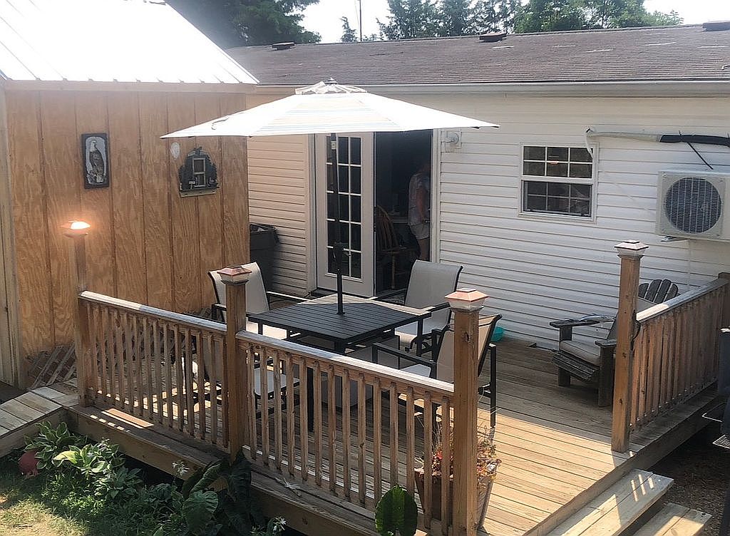1206 S Lee Hwy, Lexington, VA 24450 — photo 1