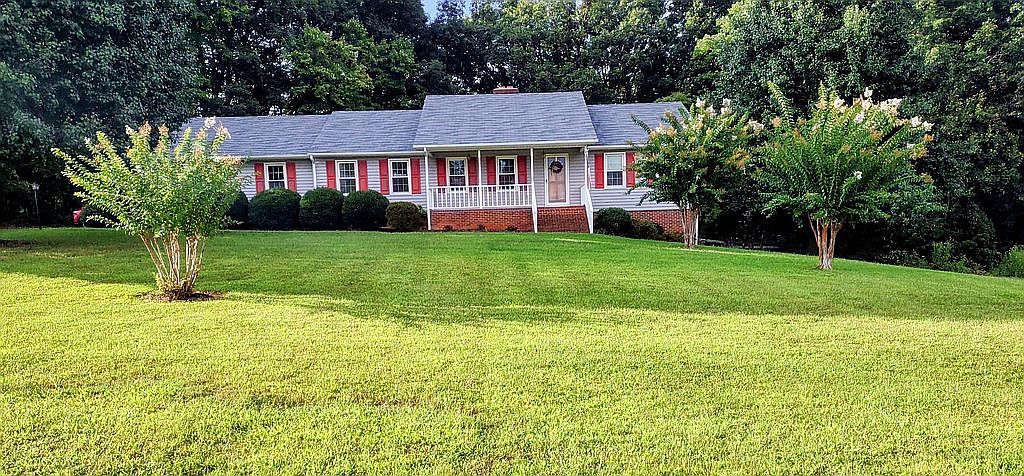 461 Samuel Rd, Danville, VA 24540 — photo 2