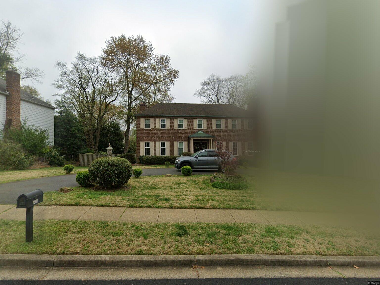 3901 Locust Ln, Alexandria, VA 22310 — photo 1
