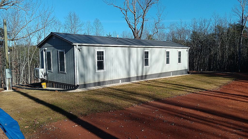 127 Hairfield Ln, Axton, VA 24054 — photo 4