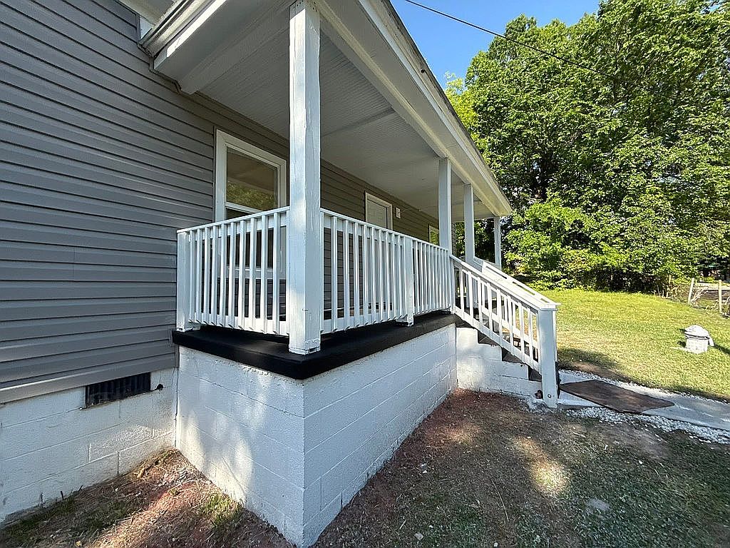 614 Chatham Ave, Danville, VA 24541 — photo 3