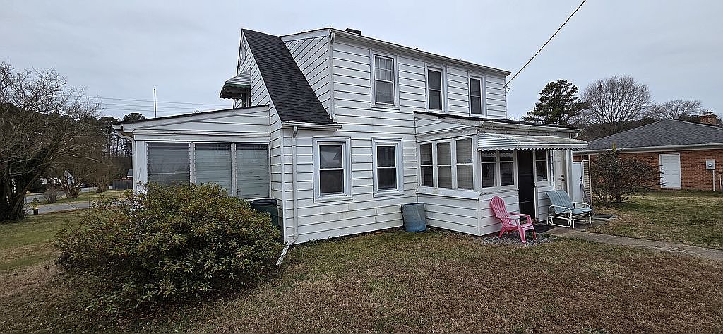 100 Claybrook Ave, Kilmarnock, VA 22482 — photo 5