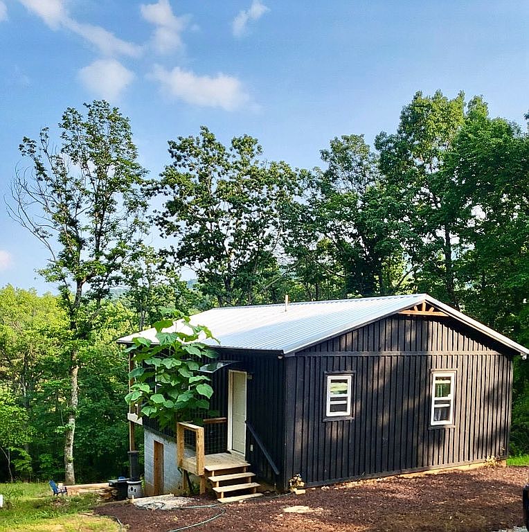 445 Foley Ridge Rd, Stuart, VA 24171 — photo 3