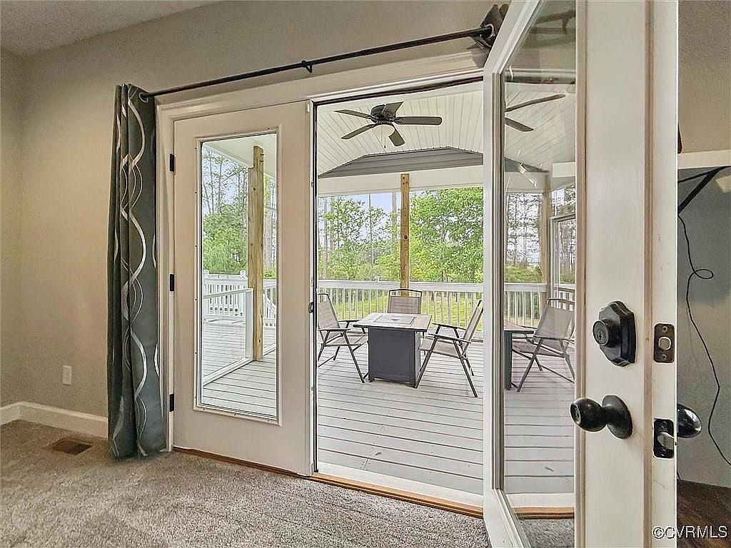 4 Walters Ln, Poquoson, VA 23662 — photo 4