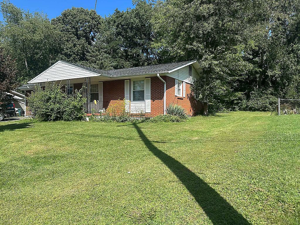 171 Reedy St, Bristol, VA 24201 — photo 1