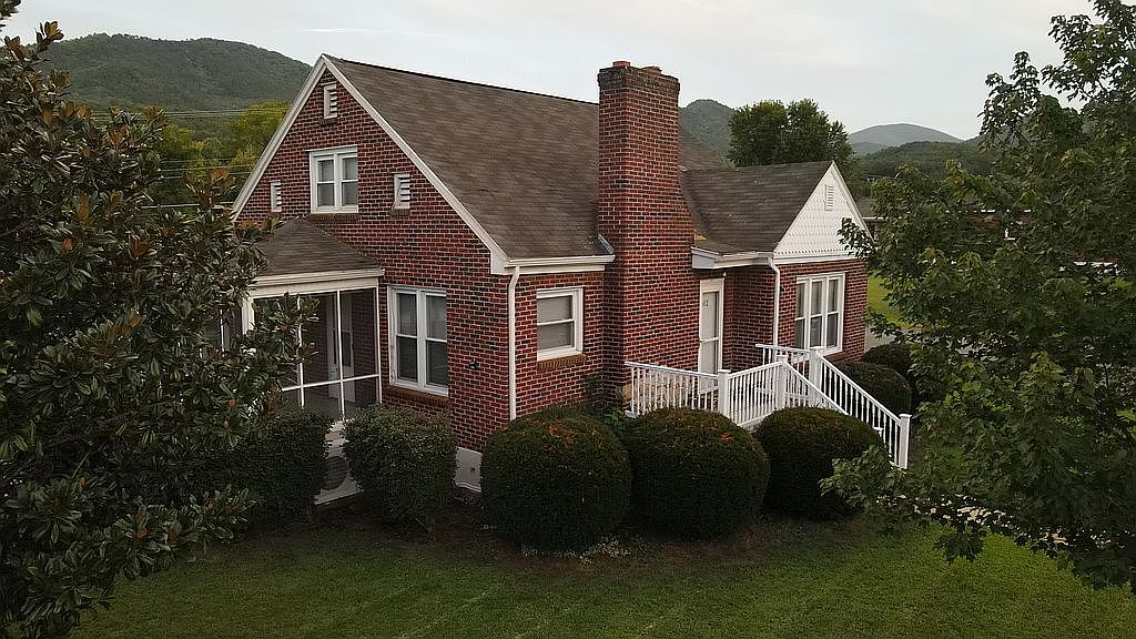 502 Magnolia Ave, Buena Vista, VA 24416 — photo 3