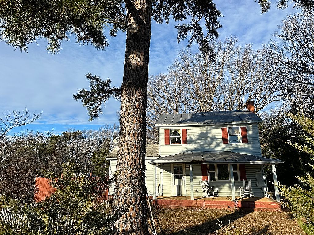 5440 Shula Dr, Hurt, VA 24563 — photo 3