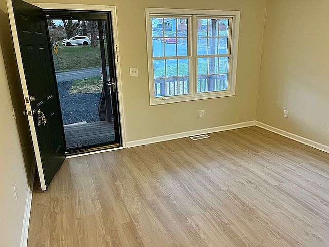 501 Hays Ave, Staunton, VA 24401 — photo 5