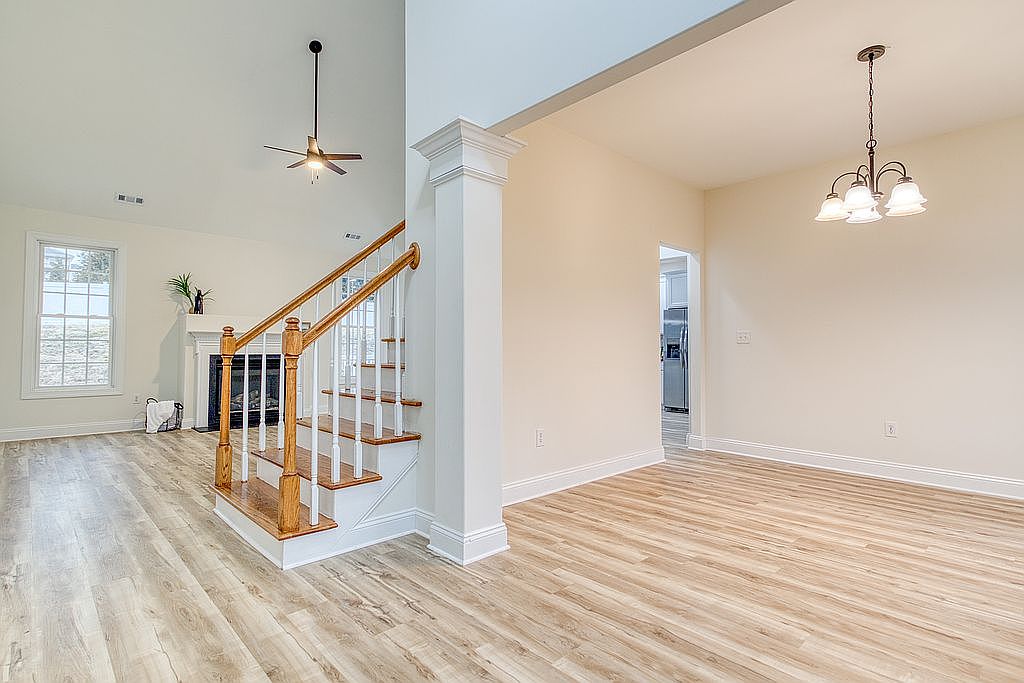 37 S Windsong Ct, Fishersville, VA 22939 — photo 6