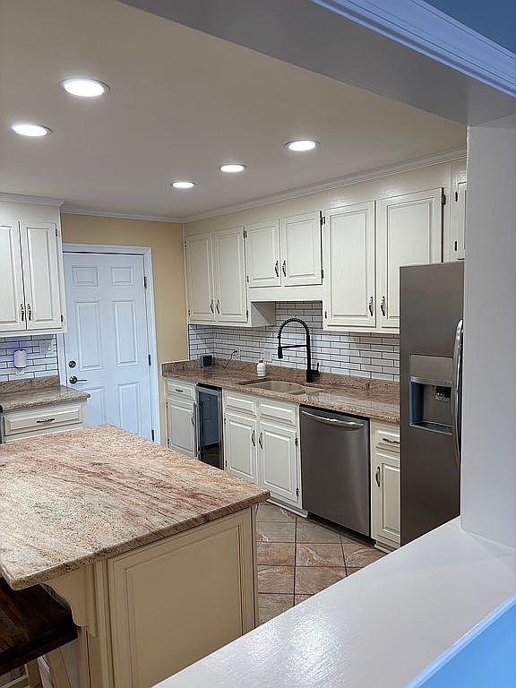 68 Sandie Point Ln, Portsmouth, VA 23701 — photo 6