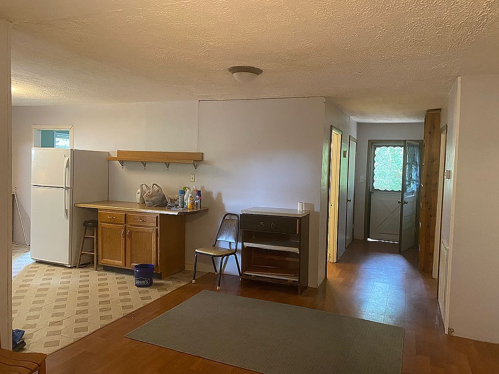 330 Cove Rd, Haysi, VA 24256 — photo 5