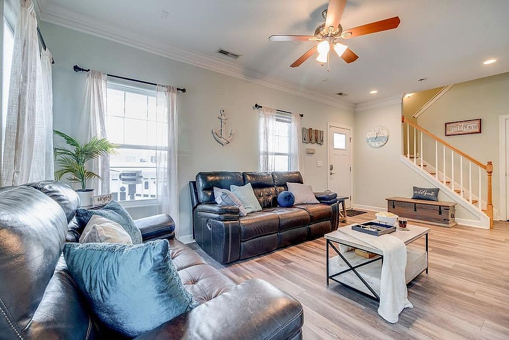 3216 Pretty Lake Ave, Norfolk, VA 23518 — photo 3