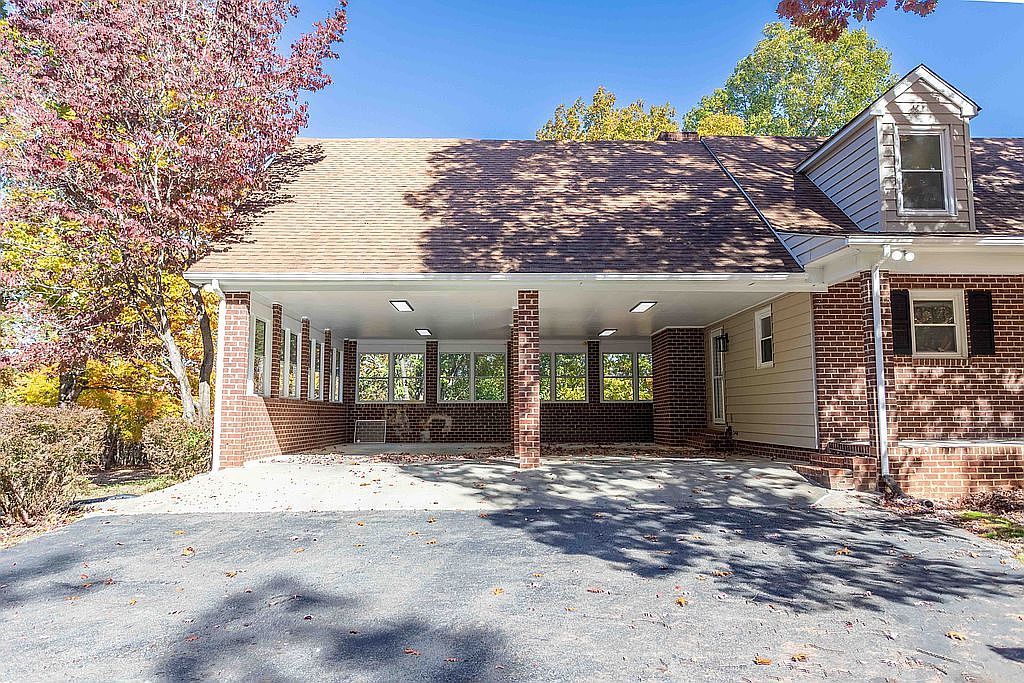 4867 Browns Mill Rd, Rustburg, VA 24588 — photo 5