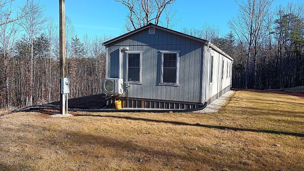 127 Hairfield Ln, Axton, VA 24054 — photo 6