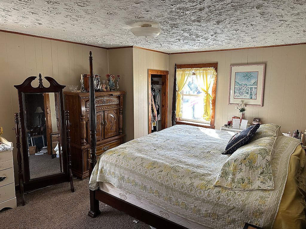 5440 Shula Dr, Hurt, VA 24563 — photo 1