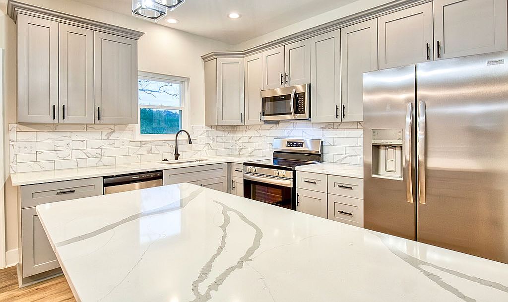 92 Lake Dr, Colonial Beach, VA 22443 — photo 3