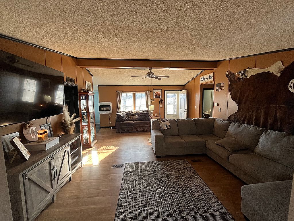 305 Browders Chapel Rd, Hiltons, VA 24258 — photo 3