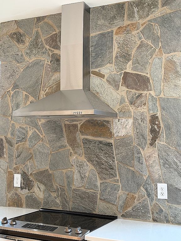 403 Rome Dr, Hillsville, VA 24343 — photo 5