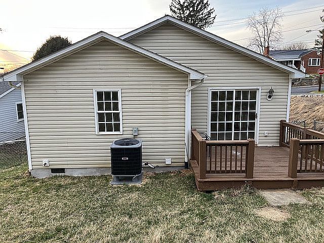 501 Hays Ave, Staunton, VA 24401 — photo 4