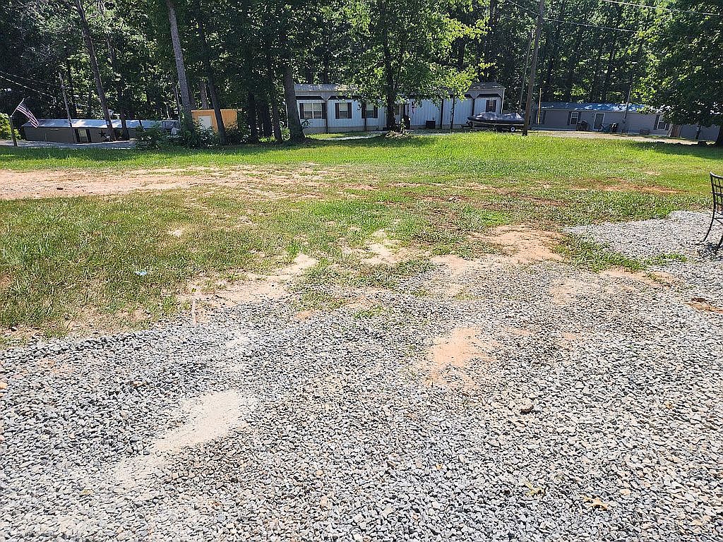 806 Lakeview Dr, Penhook, VA 24137 — photo 1