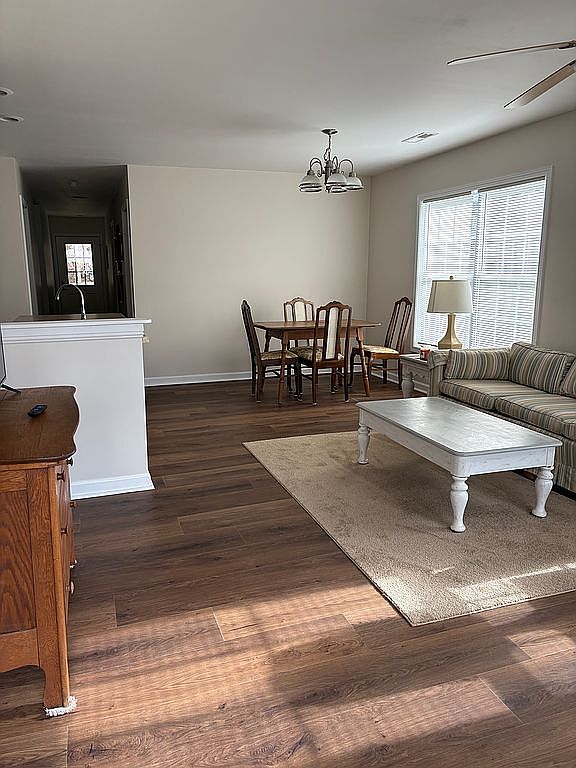 115 Willow Oak Ct, Bristol, VA 24201 — photo 3