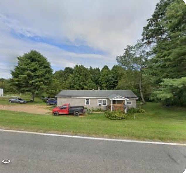 2414 Double Cabin Rd, Hillsville, VA 24343 — photo 4