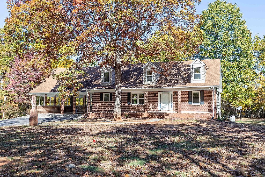 4867 Browns Mill Rd, Rustburg, VA 24588 — photo 3