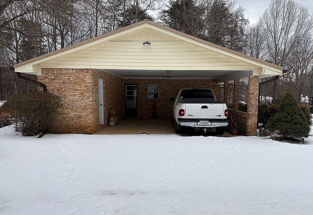 2030 Mount Olivet Rd, Martinsville, VA 24112 — photo 6