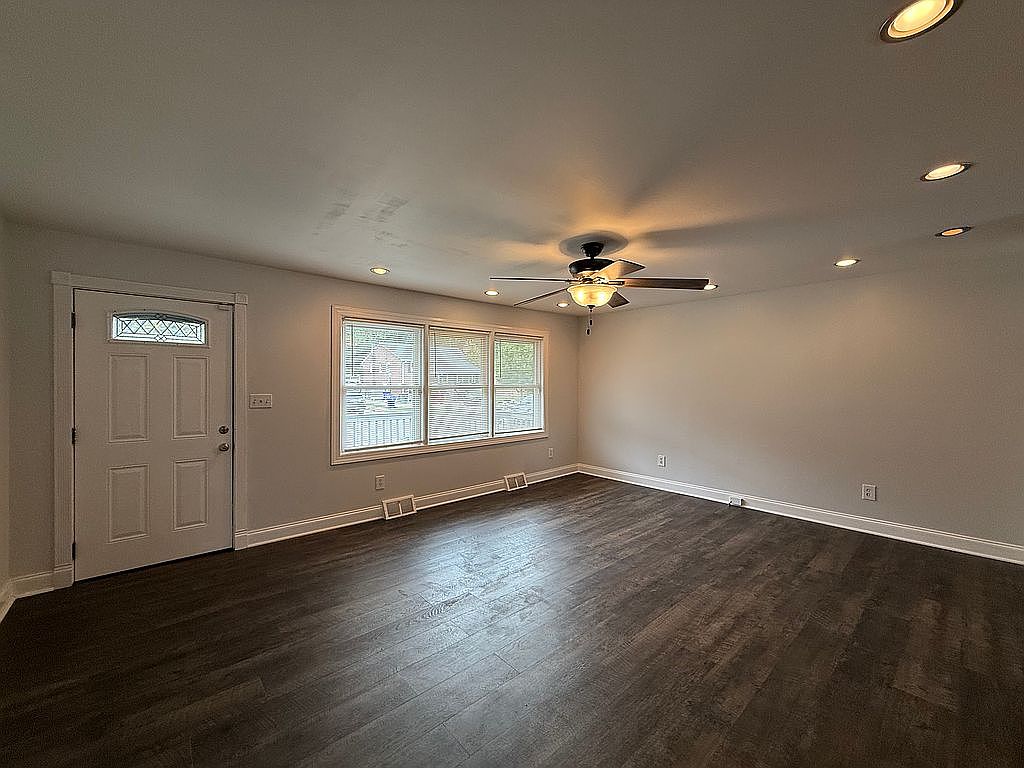 1168 Tyler Ave, Newport News, VA 23601 — photo 3