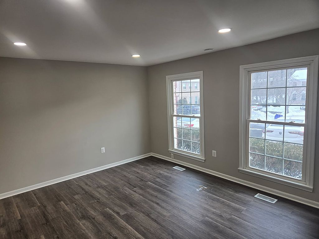 6639 Green Ash Dr, Springfield, VA 22152 — photo 3
