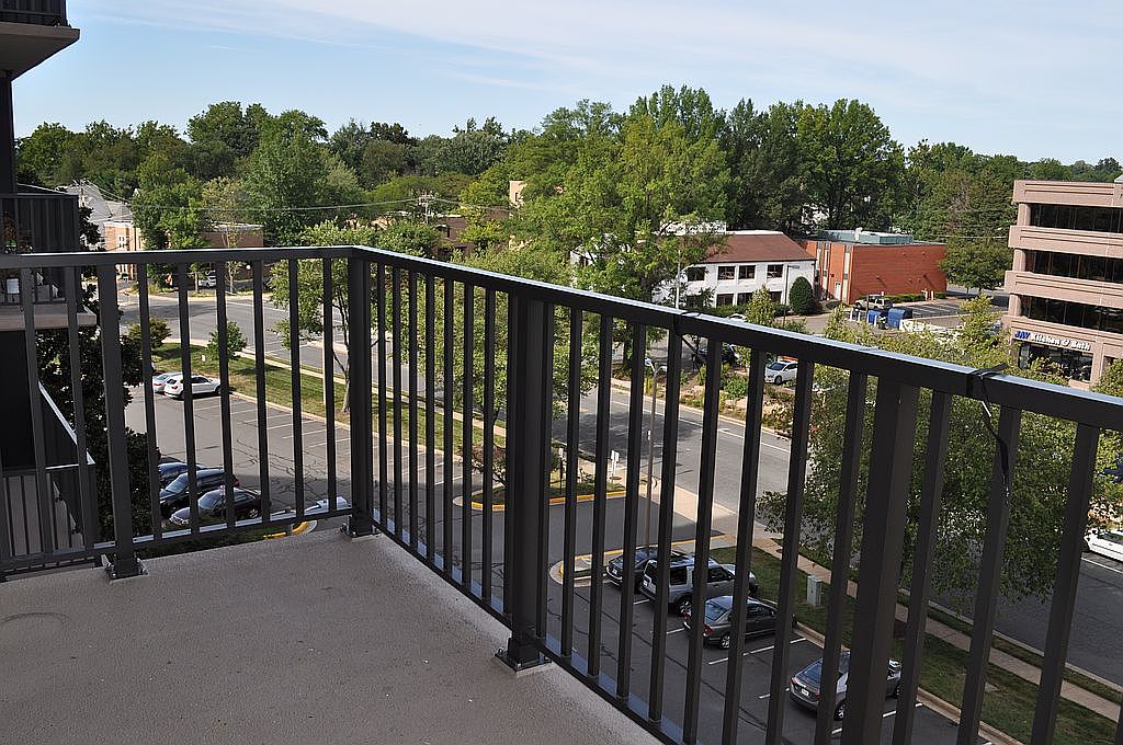 6800 Fleetwood Rd Apt 601, Mc Lean, VA 22101 — photo 5