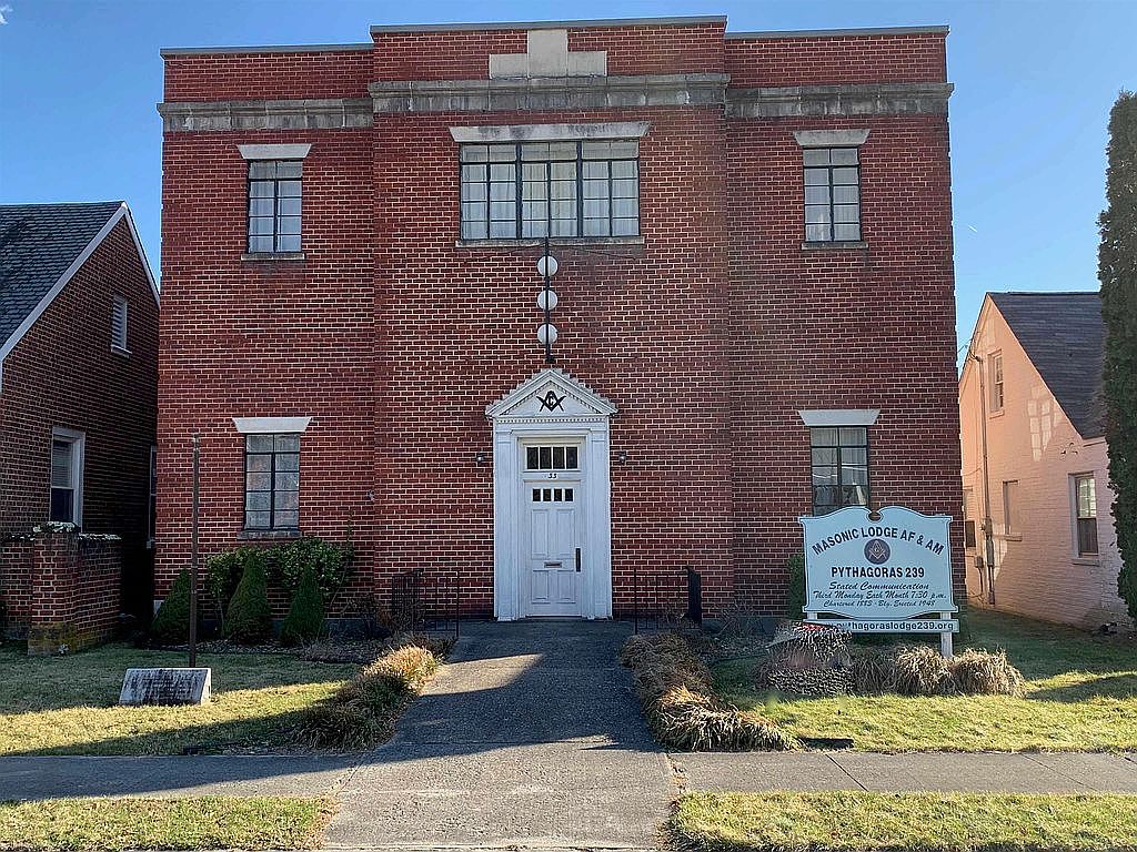 33 4th St Se, Pulaski, VA 24301 — photo 5