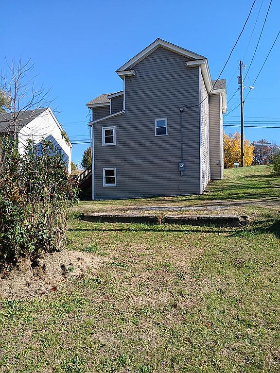 705 N Delphine Ave, Waynesboro, VA 22980 — photo 3