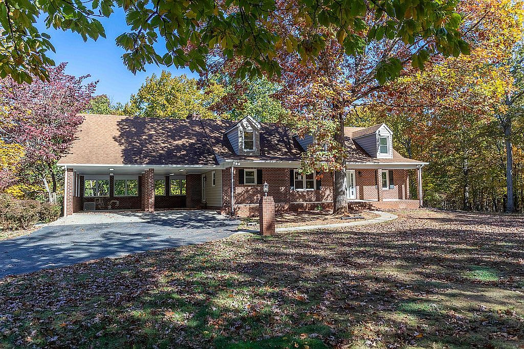 4867 Browns Mill Rd, Rustburg, VA 24588 — photo 4