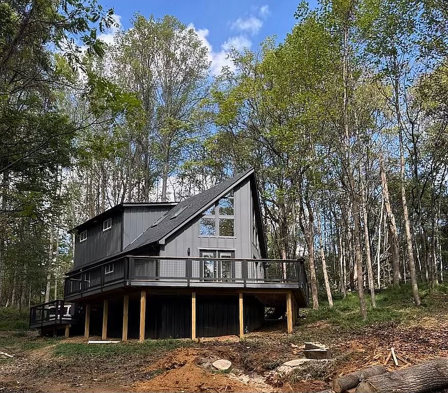 325 Persimmon Hill Dr, Roseland, VA 22967 — photo 2
