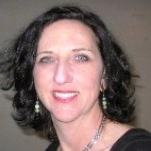 A photo of Alice Rathjen 