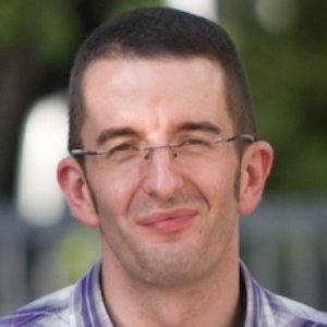 A photo of Andreas Driesen